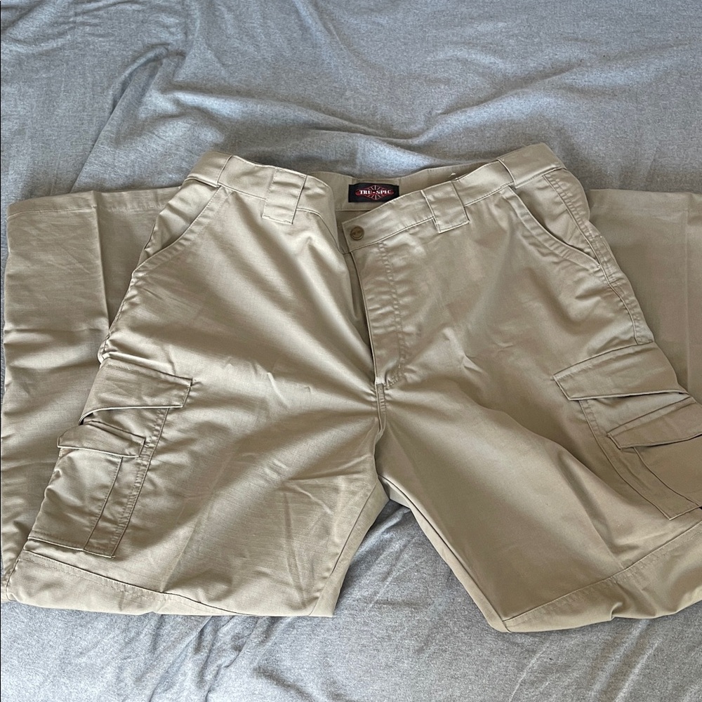Men’s NWOT Tru Spec Tactical Pants